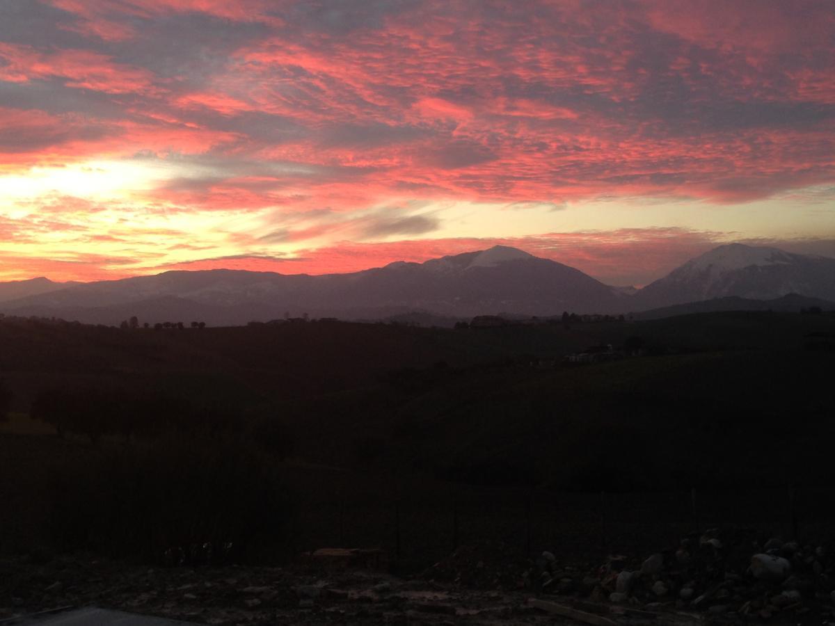 Il Frutteto Bed And Breakfast Ripattone Dış mekan fotoğraf
