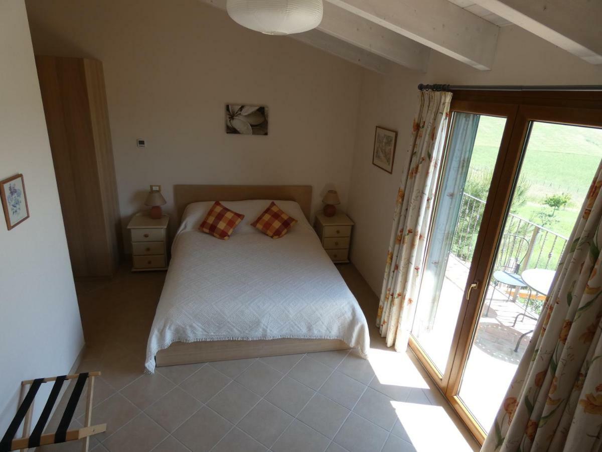 Il Frutteto Bed And Breakfast Ripattone Dış mekan fotoğraf